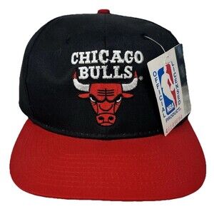 VINTAGE CHICAGO BULLS SNAPBACK HAT CAP ADULT BLACK/RED NWT 90'S NOS JORDAN